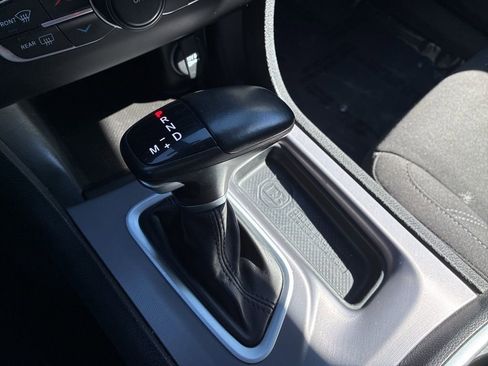 Used 2023 Dodge Charger SXT image 18