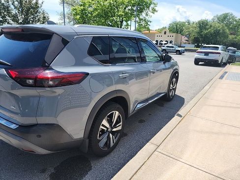 Used 2021 Nissan Rogue SL FWD image 18