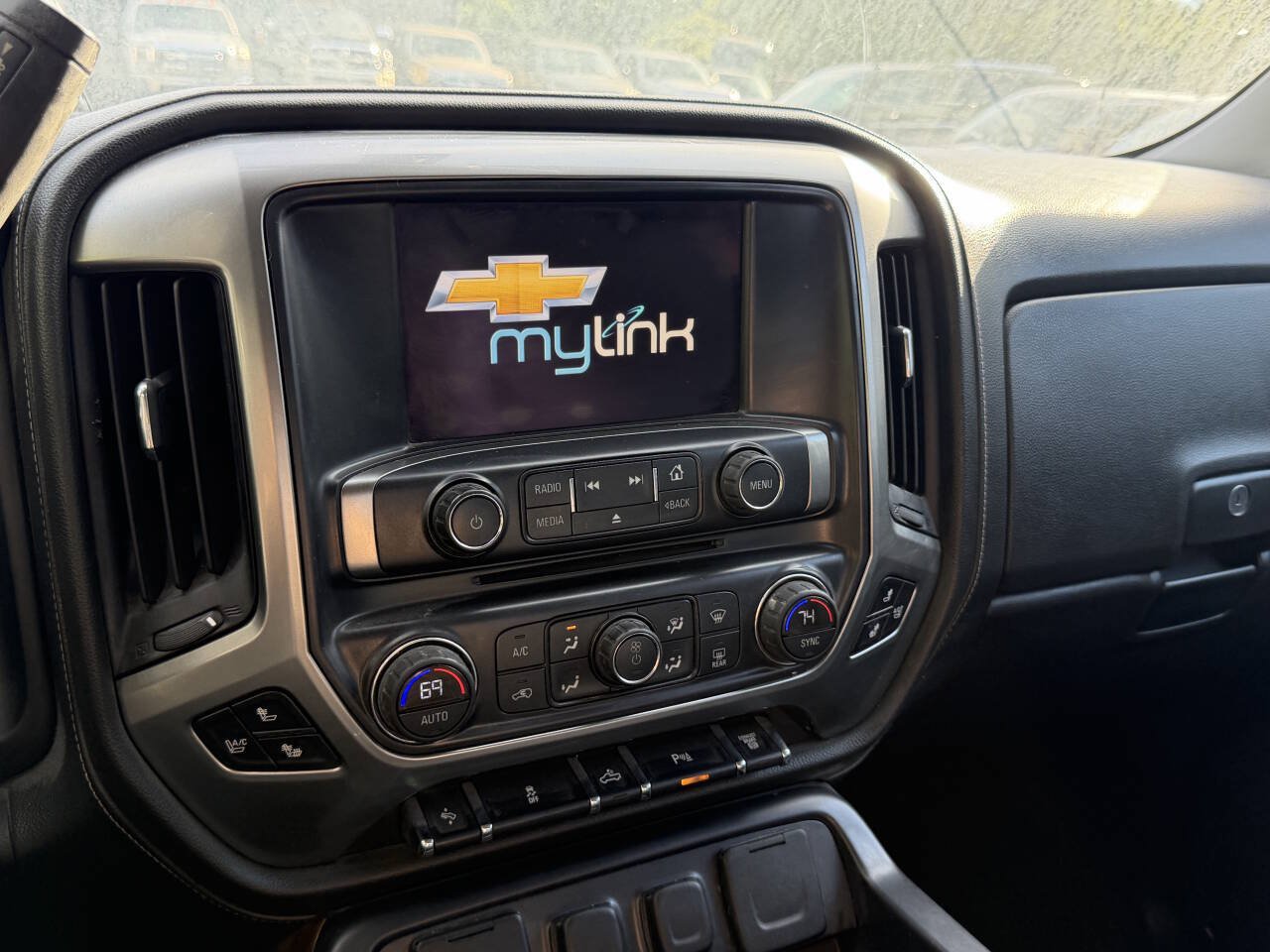 Used 2015 Chevrolet Silverado 2500 LTZ w/ Duramax Plus Package AWD/4WD image 25