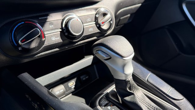 Certified 2023 Kia Soul LX FWD image 15