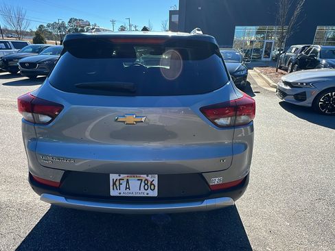 Used 2023 Chevrolet TrailBlazer LT w/ Convenience Package image 9