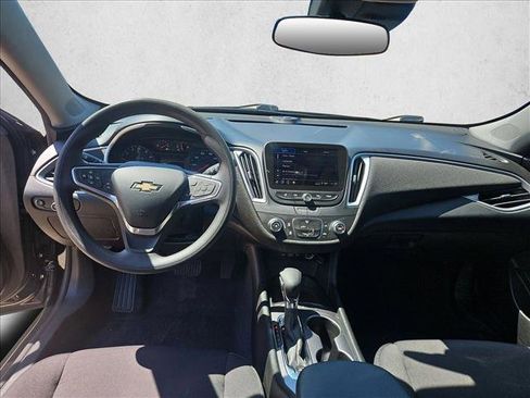 Used 2023 Chevrolet Malibu LS FWD image 24