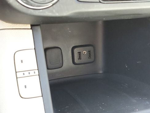 Used 2018 GMC Acadia Denali w/ Technology Package image 28