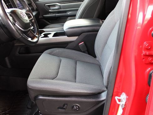 Used 2020 RAM 1500 Big Horn AWD/4WD image 9