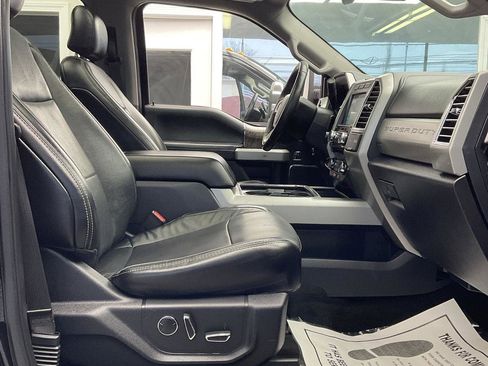 Used 2017 Ford F450 Lariat w/ Lariat Ultimate Package image 9