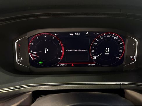 Used 2023 Volkswagen Taos SEL image 3