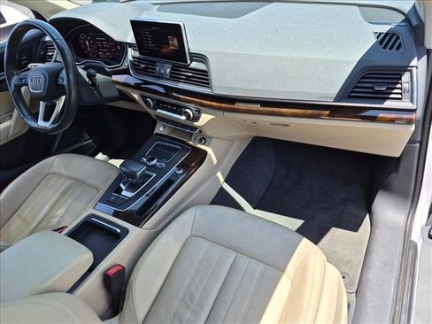 Used 2018 Audi Q5 2.0T Premium Plus w/ Premium Plus Package AWD/4WD image 18