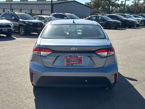 Certified 2025 Toyota Corolla LE image 4