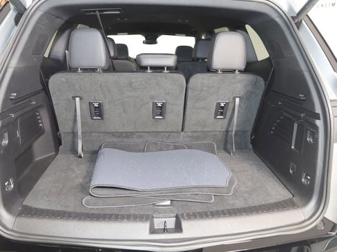 Used 2025 Buick Enclave Sport Touring FWD image 50