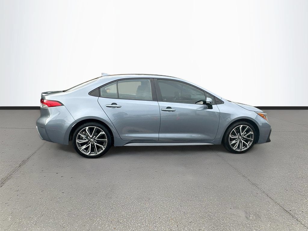 Used 2022 Toyota Corolla SE FWD image 7