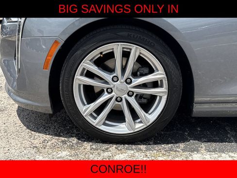 Used 2021 Cadillac CT4 Luxury w/ Sun And Sound Package RWD image 9