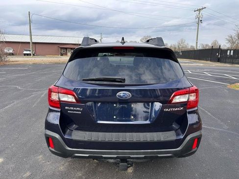 Used 2018 Subaru Outback 2.5i Premium image 7