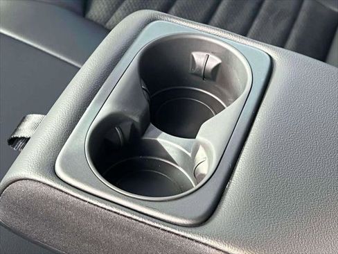 Used 2022 Ford Edge ST-Line w/ Cargo Accessory Package image 15