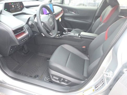 New 2026 Toyota Prius Plug-In Hybrid image 8