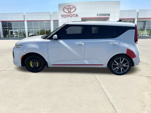 Used 2020 Kia Soul GT-Line Turbo FWD image 2