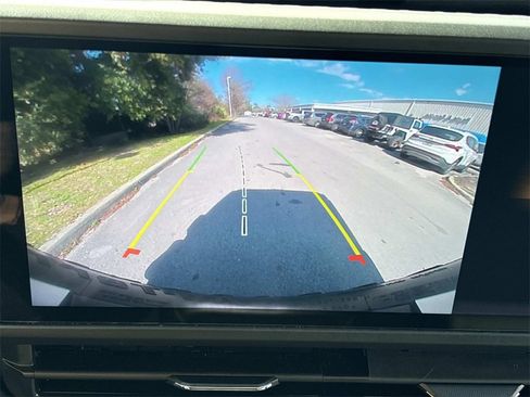 Used 2025 Jeep Wrangler Unlimited Rubicon image 19