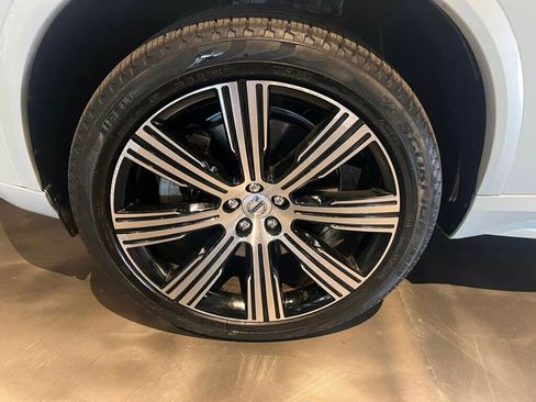 Used 2023 Volvo XC90 T8 Plus AWD/4WD image 10