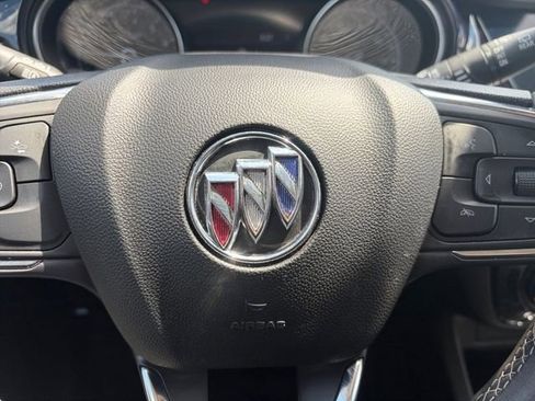 Used 2023 Buick Encore GX Preferred FWD image 7