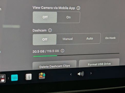 Used 2022 Tesla Model Y Performance AWD/4WD image 30