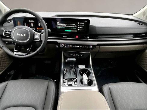 New 2026 Kia Carnival EX image 5