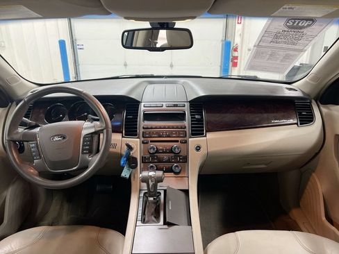 Used 2012 Ford Taurus SEL FWD image 10