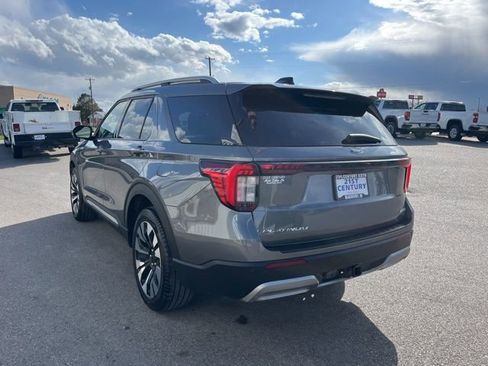 Used 2025 Ford Explorer Platinum w/ LUX Leather Package AWD/4WD image 9