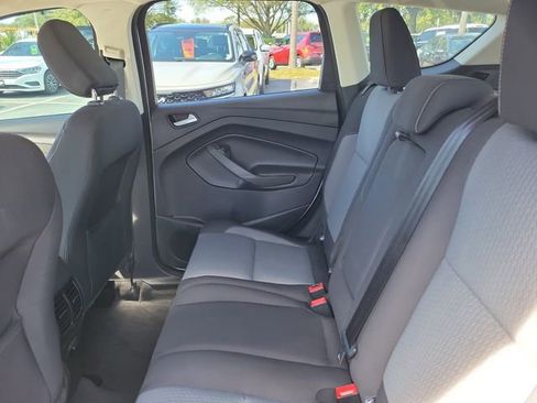 Used 2018 Ford Escape SE image 27