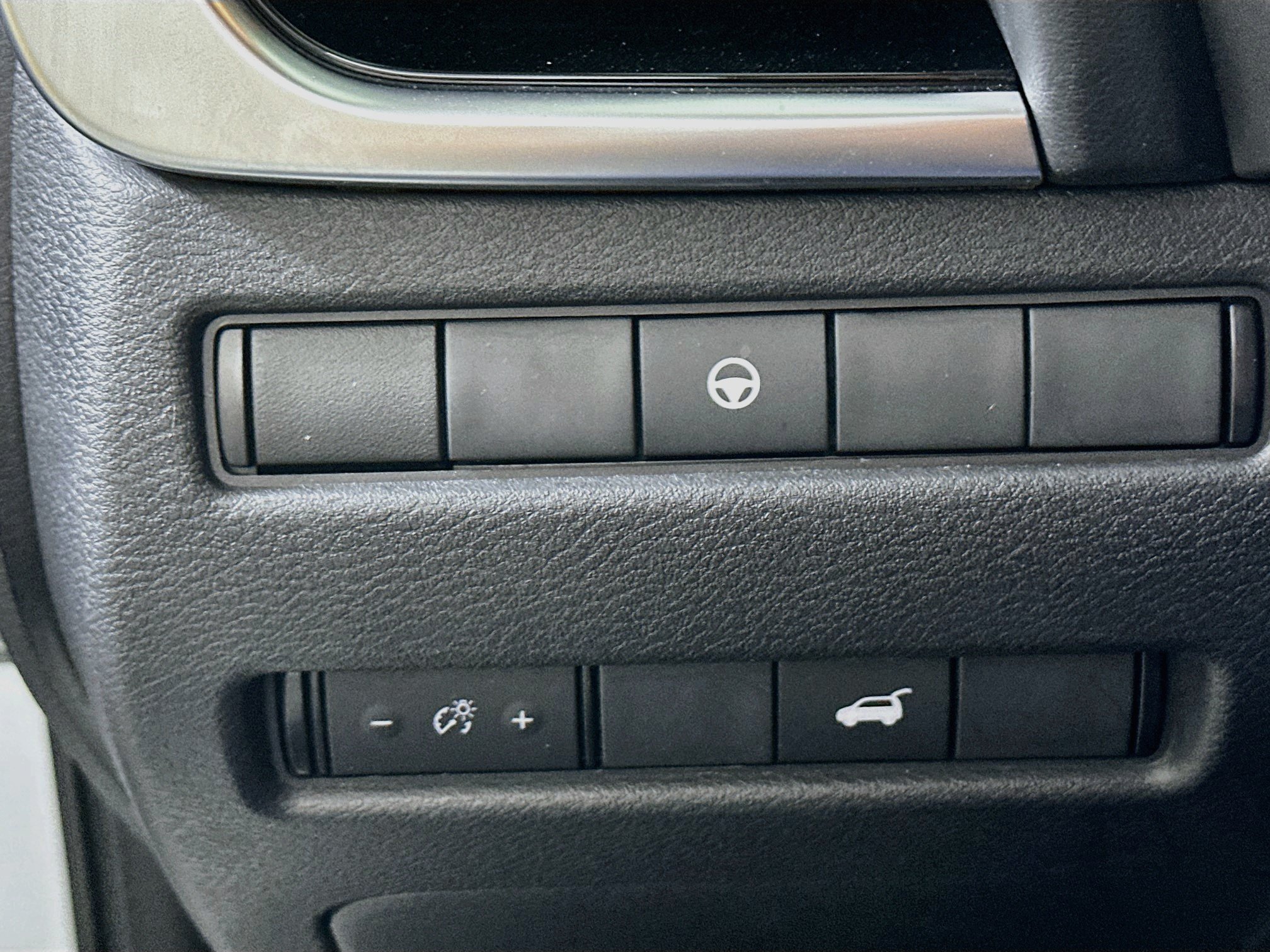 Used 2023 Nissan Rogue SL w/ SL Premium Package FWD image 16