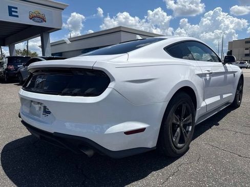 Used 2021 Ford Mustang Coupe RWD image 5