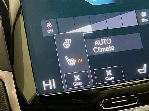 Used 2020 Volvo XC90 T6 Momentum w/ Protection Package Premier image 22