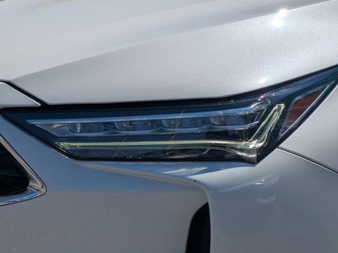 Certified 2024 Acura MDX FWD w/ Technology Package image 9