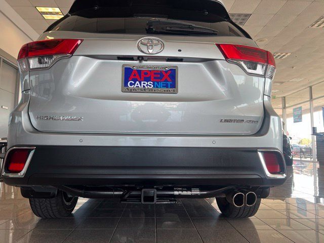 Used 2017 Toyota Highlander Limited AWD/4WD image 13