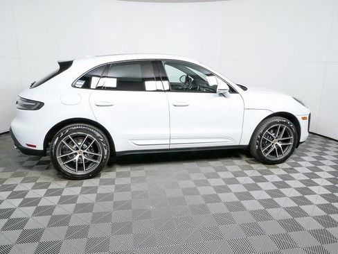 New 2026 Porsche Macan image 26