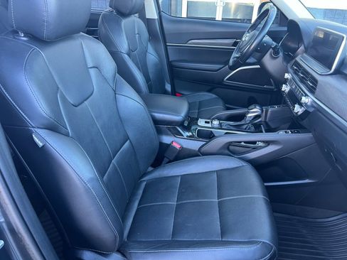 Used 2021 Kia Telluride EX w/ EX Premium Package image 32