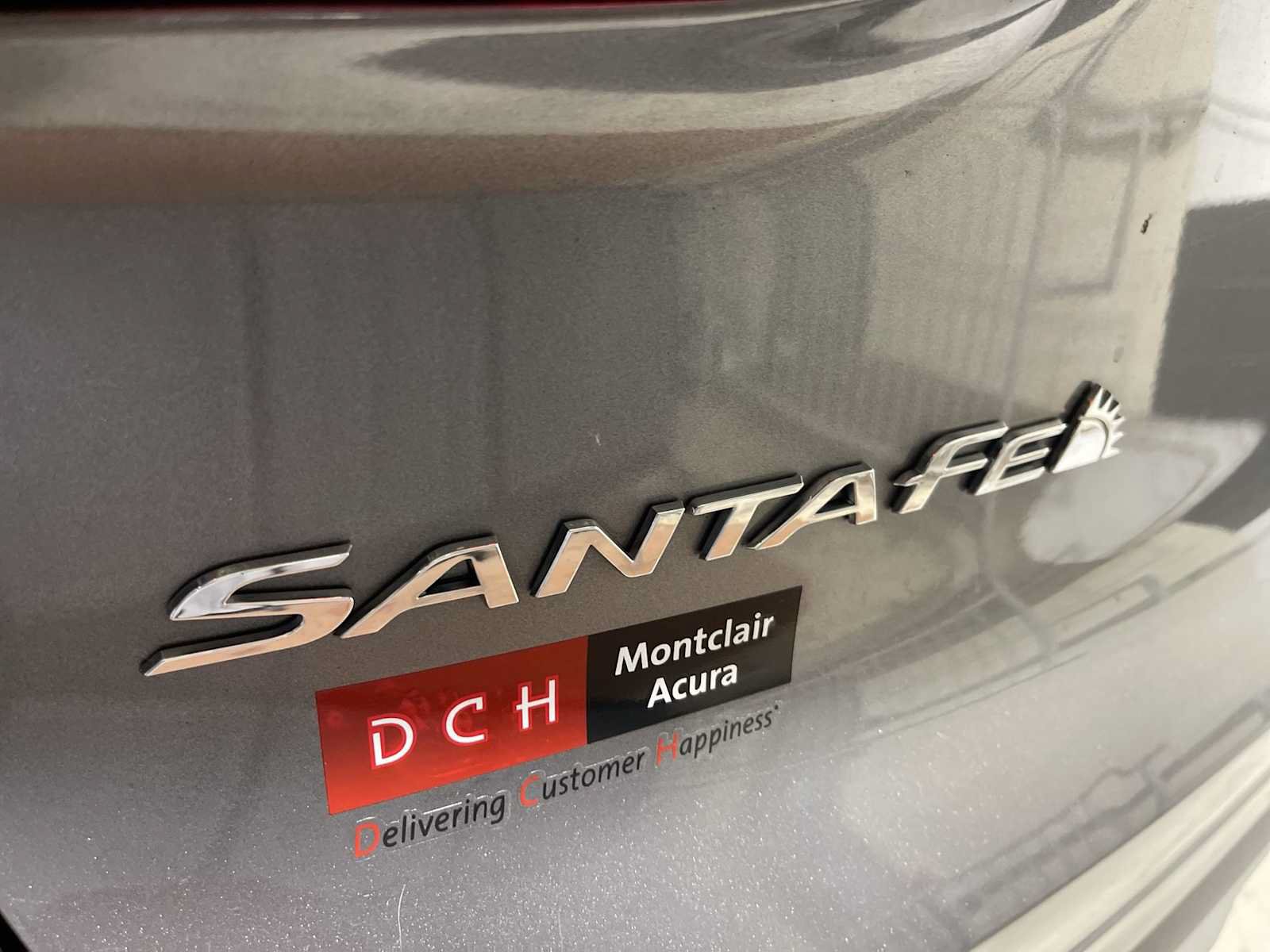 Used 2019 Hyundai Santa Fe SE AWD/4WD image 6