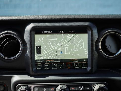 Used 2023 Jeep Wrangler Unlimited Rubicon 4xe w/ Steel Bumper Group image 31