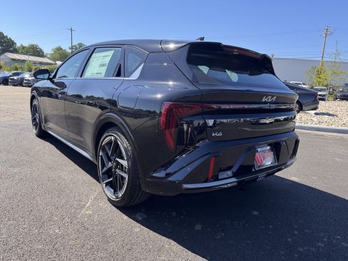 New 2026 Kia K4 EX FWD image 4