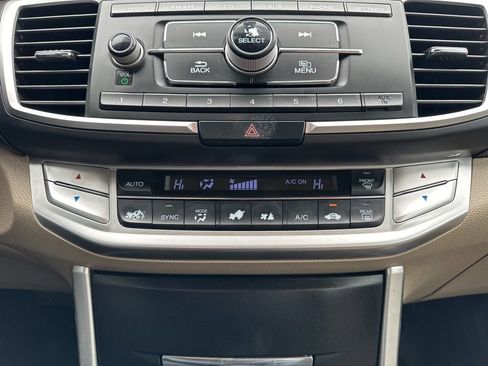 Used 2015 Honda Accord LX image 24