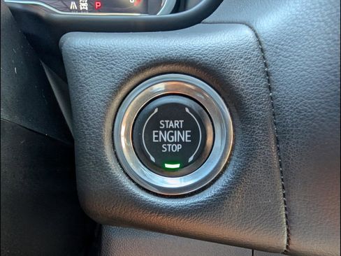 Used 2023 GMC Yukon AT4 w/ AT4 Premium Plus Package AWD/4WD image 14