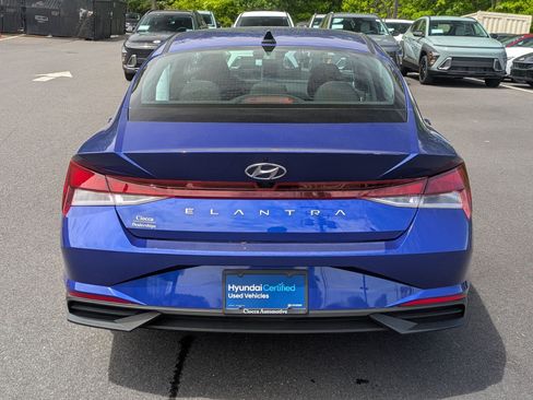 Certified 2023 Hyundai Elantra SEL FWD image 6