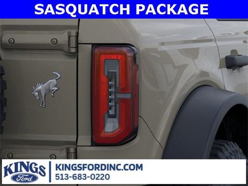 New 2025 Ford Bronco Badlands image 23