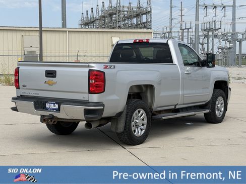 Used 2018 Chevrolet Silverado 2500 LT w/ LT Convenience Package AWD/4WD image 4