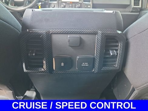 Used 2018 Ford F150 XLT w/ Equipment Group 302A Luxury AWD/4WD image 15
