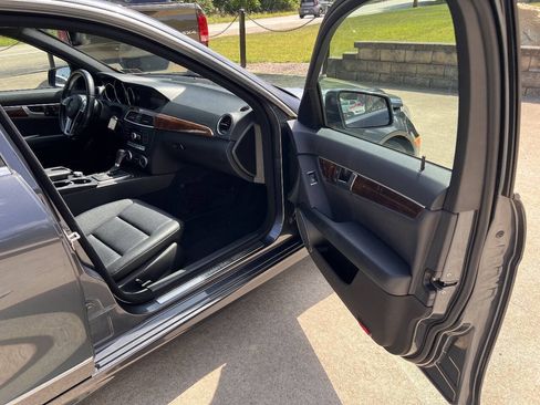 Used 2013 Mercedes-Benz C 300 4MATIC Sedan image 22