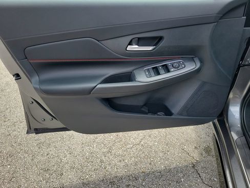 New 2027 Nissan Sentra SR w/ Floor Mat Package FWD image 25