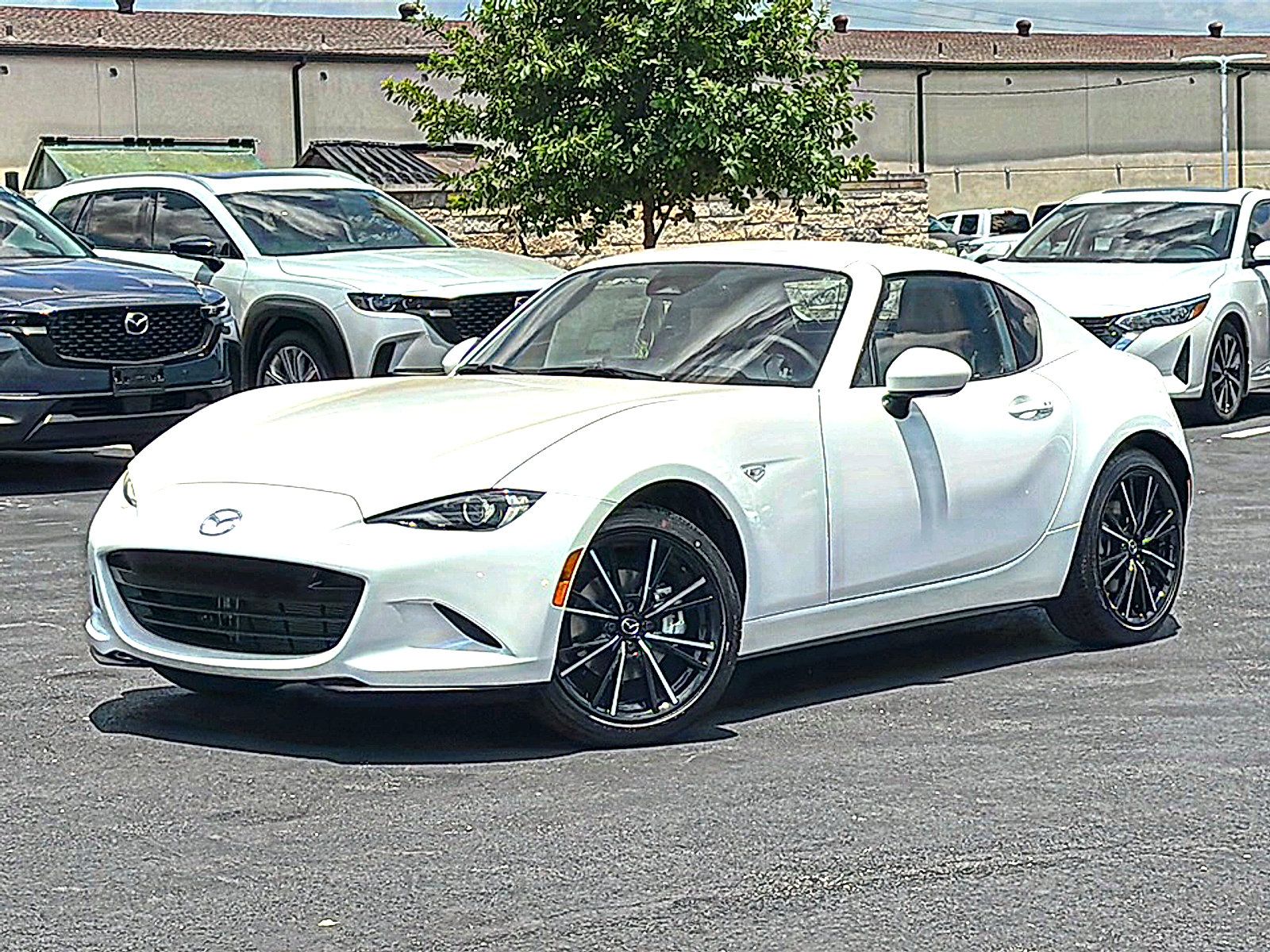 New 2026 MAZDA MX-5 Miata RF Grand Touring RWD image 2