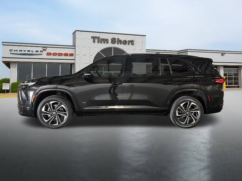 Used 2025 Buick Enclave Sport Touring w/ Power Package image 2