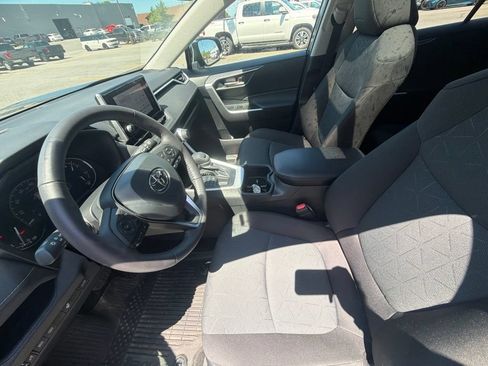 Used 2025 Toyota RAV4 XLE w/ Convenience Package AWD/4WD image 11