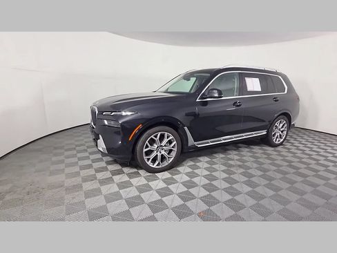 Used 2025 BMW X7 xDrive40i w/ Premium Package AWD/4WD image 47