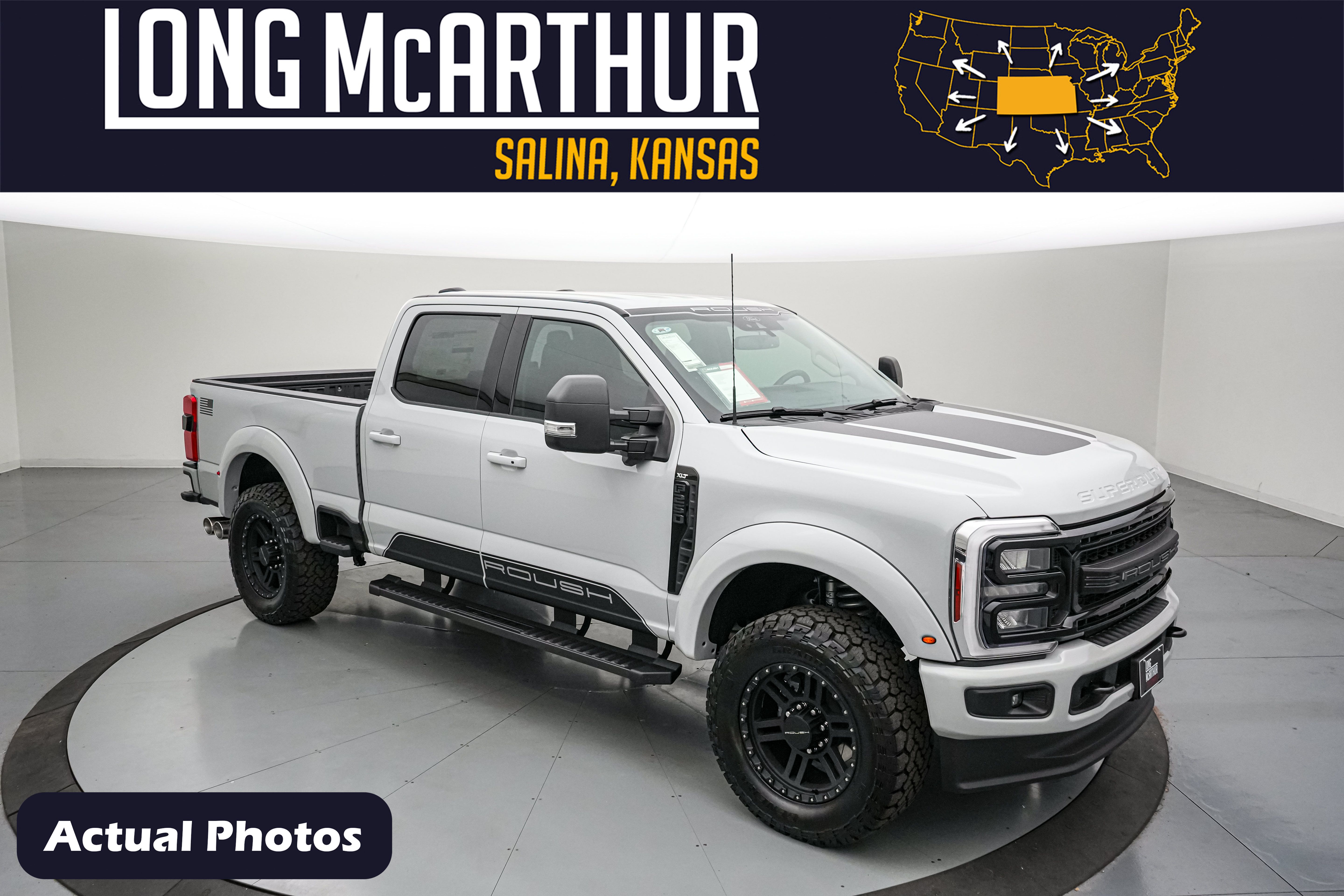 New 2026 Ford F250 XLT w/ XLT Premium Package AWD/4WD image 1